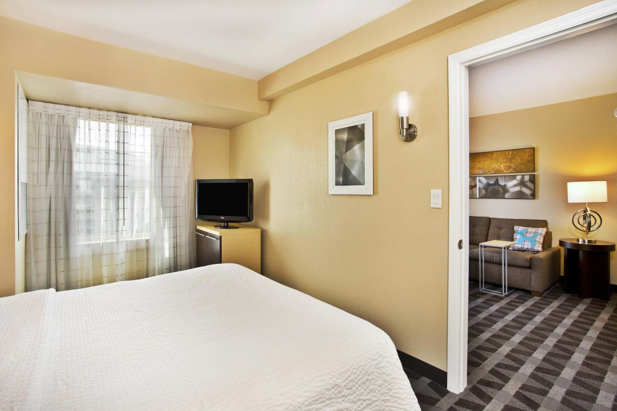 Towneplace Suites Republic Airport Long Island Farmingdale Exteriör bild